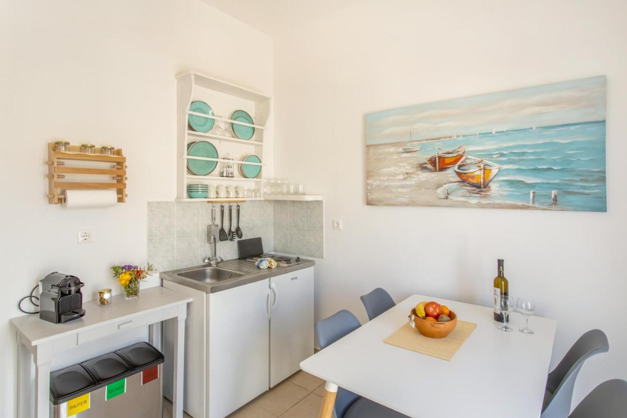 Yialos Rooms Piso Livadi Ngoại thất bức ảnh