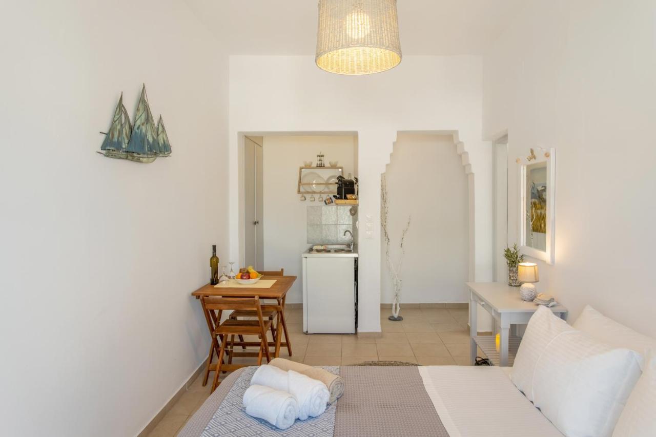 Yialos Rooms Piso Livadi Ngoại thất bức ảnh